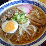 くつろぎ亭ひこべえ  - 牛骨ラーメン