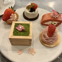 ERUTAN RESTAURANT BAR - 