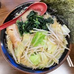 横浜家系ラーメン 龍馬家 - 