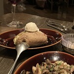 ロウリーズ・ザ・プライムリブ - ベイクドポテト