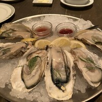 ロウリーズ・ザ・プライムリブ 恵比寿ガーデンプレイス店 - 生牡蠣