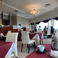 謝朋殿 幕張店 - 店内