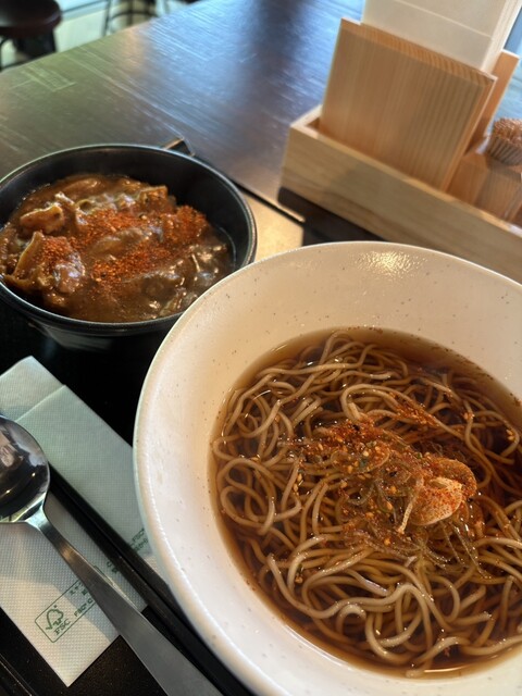 オアシス出現⁉︎』by レジリエンヌ1129 : HARENOSOBA Produced BY