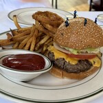 Wolfgang's Steakhouse by Wolfgang Zwiener - ハンバーガー♡