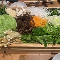 出汁しゃぶおばんざい おかか 東京 - しゃぶしゃぶのお野菜、写真は2人前