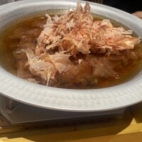 出汁しゃぶおばんざい おかか 東京 - 大量の鰹節を投入したお鍋
