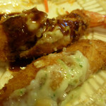 きっちん紅屋 - ウスターソースとタルタルソースの二種類の味を堪能