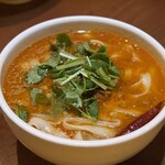 西安刀削麺酒楼 - 麻辣刀削麺（中）　1,050円