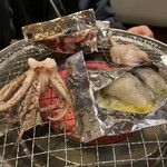 浜焼酒場 トロハチ - 焼け焼け！