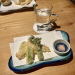 樞 - ・揚物 純系名古屋コーチン笹身と季節野菜の天麩羅