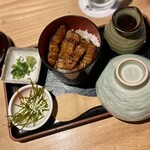 樞 - ・食事 国産鰻のひつまぶし