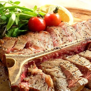 自慢のお肉『Ｔボーンステーキ』