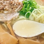覆麺 智 - 