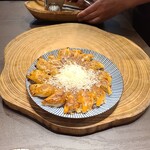 牛タンとマグロとクリスピー餃子 ひまわり［海］ - 