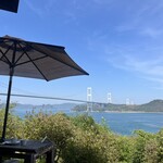 海の見えるカフェ - 