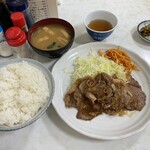 三宝食堂 - 豚生姜焼き・ごはん中・味噌汁
