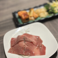 近江うし焼肉 にくTATSU 日本橋室町店 - 