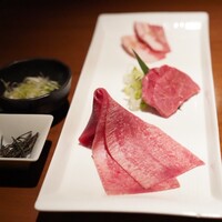 生粋 - 薄切りタン、カイノミ、岩中豚バラ