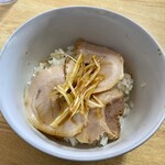 王道!!背脂煮干中華そば 潤 - 