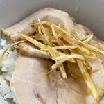 王道!!背脂煮干中華そば 潤 - 