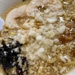 王道!!背脂煮干中華そば 潤 - 