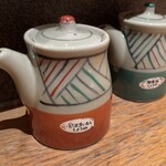 金沢まいもん寿司 珠姫 - 醤油は二種あります