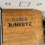 RAMEN JUNKEYZ - 