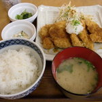 ゴハンデクルクル - おろしチキンカツ定食　６００円