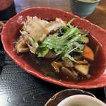 つれづれ - 魚は見えず　煮汁は温かくない