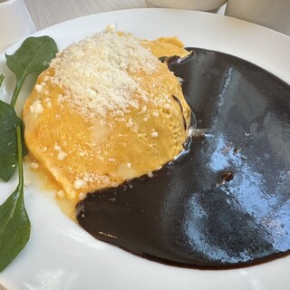 白いお家の小さなアトリエ_1