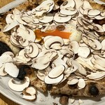 PIZZA MAFIA TOKYO - マッシュルームのピザ