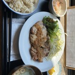 〆蕎麦 フクロウ - 