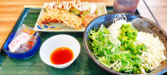 はなまるうどん&times;吉野家 十和田店 - 十和田市（うどん）の写真