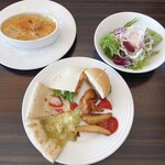 ダイニング＆バー アプローズ - 