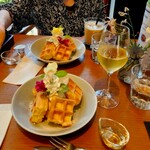 フラワーカフェ BLOOMY'S - 