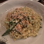エルコラソン - サーモンクリームフェットチーネ