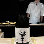 赤坂 島袋 - 出雲富士 純米 山田錦 白ラベル（島根）