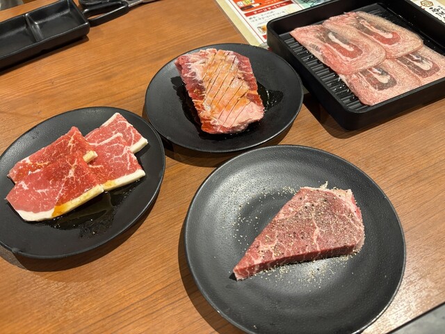 Kokusan Gyuu Yakiniku All you can eat Nikushou Sakai Ikenaka Ten photo 2