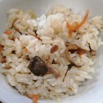 まほら庵 - 舞茸ご飯…平日サービス品