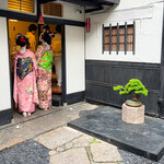 神楽坂 囲炉裏焼肉 祇園