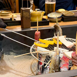 神楽坂 囲炉裏焼肉 祇園 - ジャパニーズバーベキュー。自分で焼くスタイルです。