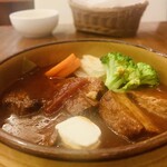 茶豆珈琲 - ボルシチ