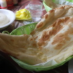 CARRY NAAN HOUSE - ナン