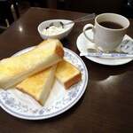 待合室２ - モーニング：Cセット（あんホイップ）530円