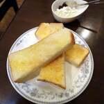 待合室２ - モーニング：Cセット（あんホイップ）