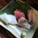 囲坊主 - ​刺盛（マグロ、かんぱち、シマアジ、イカ）