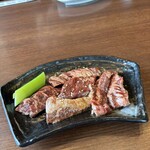 炭火焼肉やまと - 