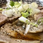 龍上海 - ネギがもっと多くても良いなぁ。