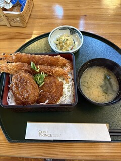 Karuizawa 72 Golf Nishi Ko-Su