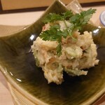 蕎麦の実 - 新じゃがいもとそら豆と桜えびのポテトサラダ